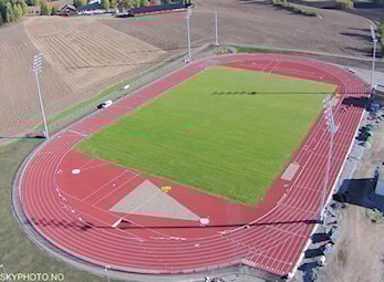 Baneåpning på Hamar idrettspark 8. mai